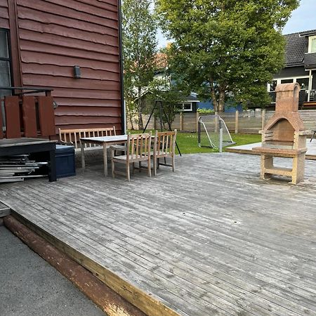 Very Centrally Located Apartment With Free Parking Tromsø Eksteriør bilde